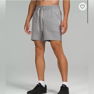 🍋Men’s Lululemon Textured Tech Short Size L gray🍋
